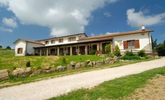 La Mangiatoia - in Baselice - Housity