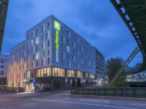 Holiday Inn Express WUPPERTAL - HAUPTBAHNHOF by IHG
