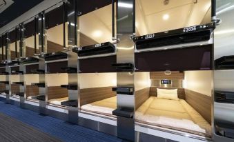 J・Garden Shin-Osaka Capsule Hotel