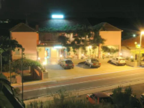 Lulak Studio Apartments Hotels in Orebic