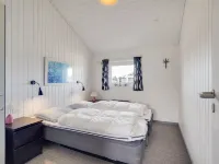 "Esir" - 800m from the Sea