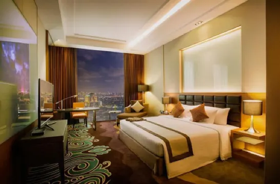 The Grand Fourwings Convention Hotel Bangkok Отели рядом с достопримечательностью «Банг Капи Торговый центр»