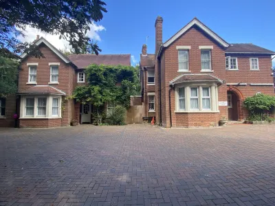 Pickwicks Guest House Hotels in 