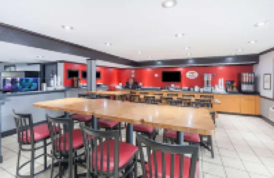 奧斯汀大學-市區速8酒店