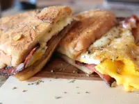 Mr.KINJO Manza Beachfront