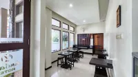 Hotel Andaru Syariah Hôtels à : Mentawa Baru Hilir