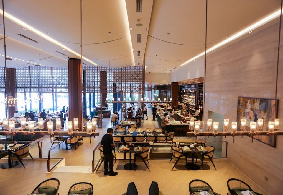 3. 롯데 호텔 사이..