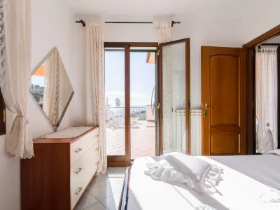 Villa Aurora Hotel in zona La Rabina - Rotonda sul mare