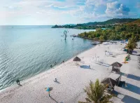 Morelo Water Villa Hotels in Galang