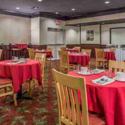 Ramada by Wyndham Triangle/Quantico Dining/Meeting Rooms