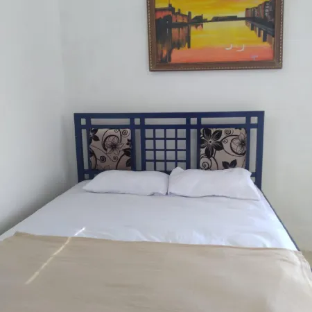Gadjah Mada Hall Cafe & Penginapan Hostel