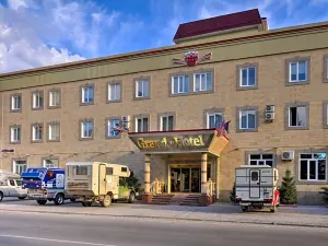 Grand Hotel