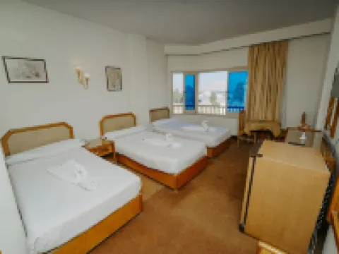 Queens Valley Hotel, Restaurants, Bars and Spa Luxor Hotels in Luxor