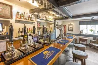 The Hopton Crown - С баром
