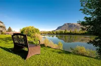 Riverland Inn & Suites Hotels near Kamloops Longboard Park