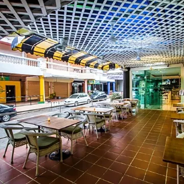 Zing Resort & Spa