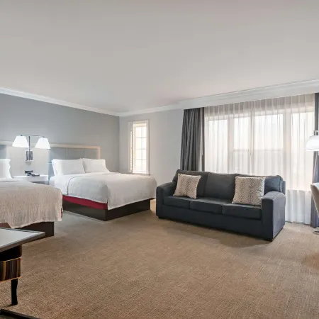 Hampton Inn & Suites Stamford