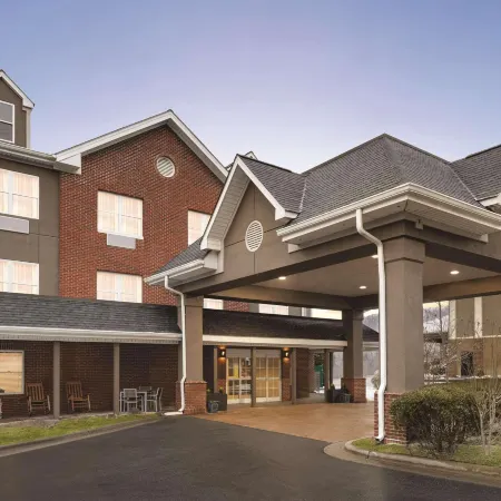 Country Inn & Suites by Radisson, Boone, NC