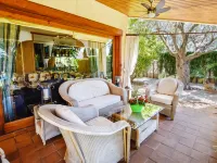 Can Joan Hotels in Lloseta