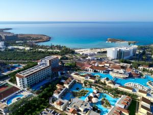 Atlantica Aeneas Resort