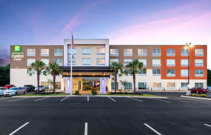 Holiday Inn Express & Suites GREENVILLE - TAYLORS by IHG