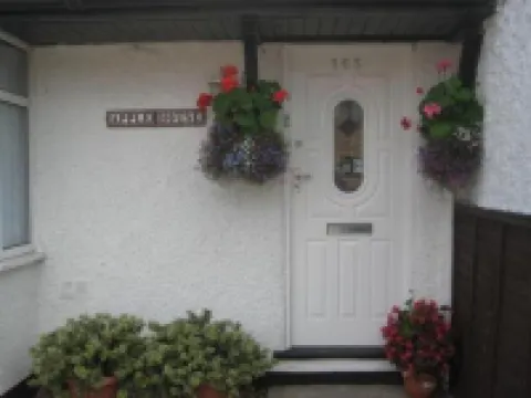 Double Room Private Shower Room - Deg-yr