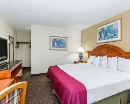 Days Inn by Wyndham West des Moines / Clive Hotels in Clive