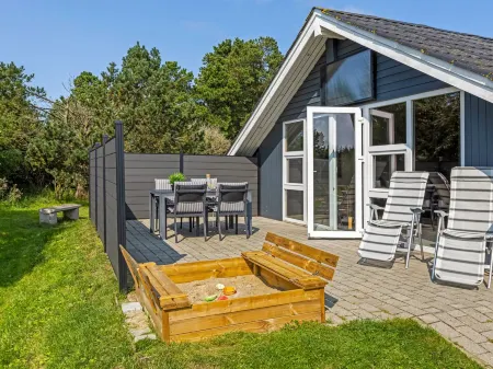 "Sanelma" - 900m from the Sea Отели в г. Vejers Strand