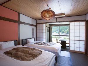 Sakura River Side Stay Gero Onsen - Hostel