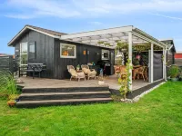 "Raili" - 200m from the Sea Hotels near Naesbystrand