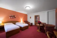 Attic Hotel - navetta aeroportuale