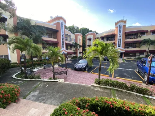 1DR Charming 3-Bedroom Retreat Santo Domingo - Homestays