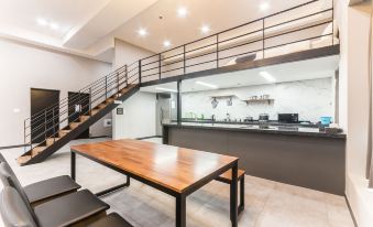 Dongducheon Hotel the Gray - Housity