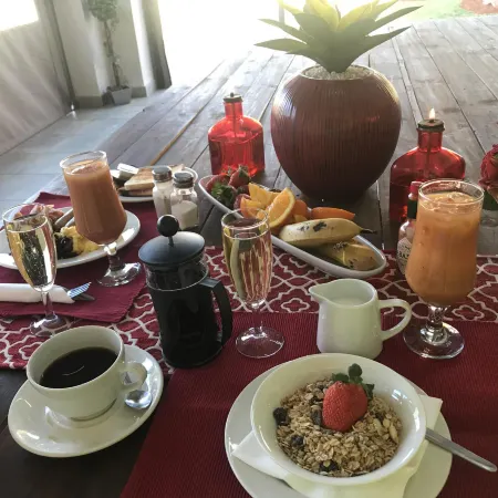 Manor Hills Guest Lodge