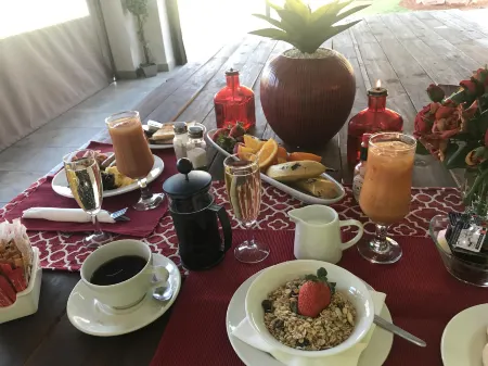 Manor Hills Guest Lodge