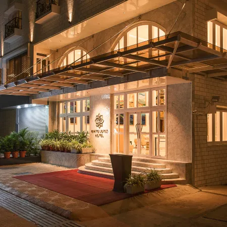 White Lotus Hotel