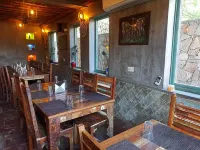 Hathi Mauja - breakfast