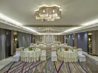 Crowne Plaza Ahmedabad City Centre Hotels in Ahmedabad