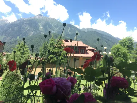 Hotel Volga Отели в г. Anantnag