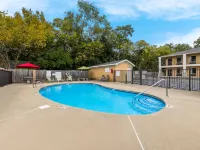 Econo Lodge Cheraw Market Street Hotels in Cheraw