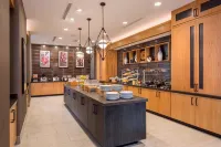 SpringHill Suites Madison - breakfast