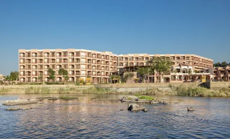 Pyramisa Island Hotel Aswan Отели рядом с достопримечательностью «Элефантина»