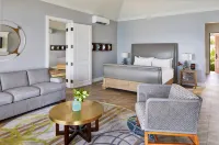 French Leave Resort, Autograph Collection - พร้อมWifi
