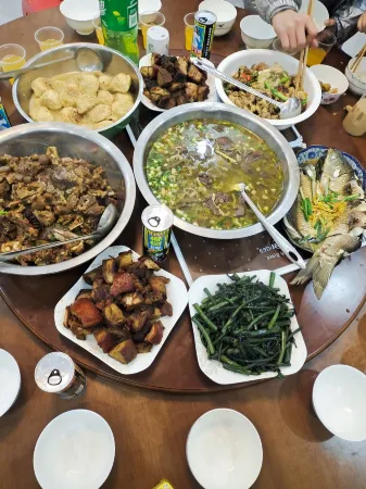 Yizhang Tanling Homestay (Mangshan Scenic Area) Отели рядом с достопримечательностью «Yazishi»