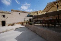 Karamanli Konagi - parking