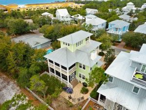 All Decked Out by Gulf Tide Vacation Rentals