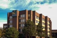 Quality Inn & Suites Orland Park - Chicago Hotels in Orland Park