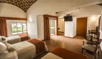 Hotel Las Dunas Hotels near Huacachina