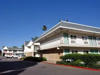 Motel 6 Sacramento, CA - Central Hotel in zona Riverside Hall School of Engineering and Computer Science