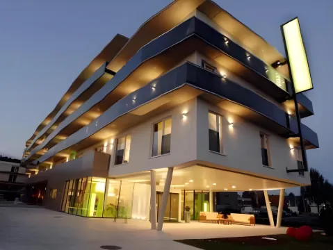 Harry's Home Hart Bei Graz Hotel & Apartments